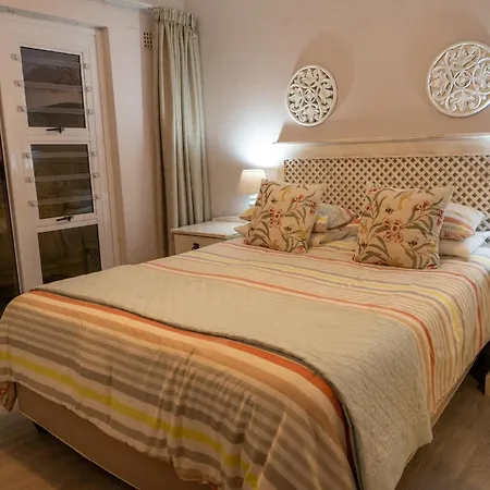 House 12 Beach Club Hermanus Buitenkant foto